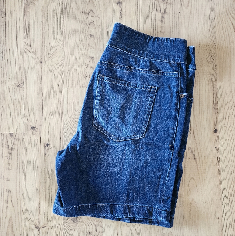 Duluth Women's Jean Shorts